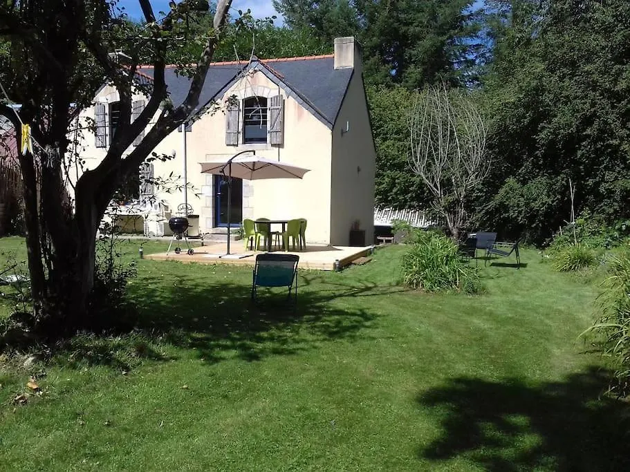 La Maison Au Coeur De La Foret Rosporden 0*,  France